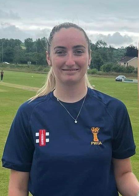 Kacey Arran - excellent bowling for Hook Kacey Arran - excellent bowling for Hook